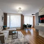 아파트 Perfect Near Sea Garden