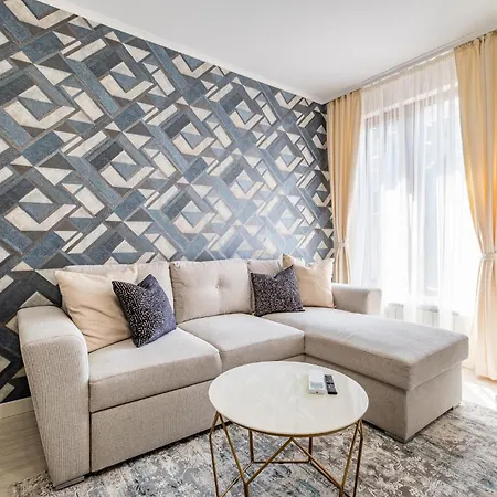 Perfect Near Sea Garden Apartment