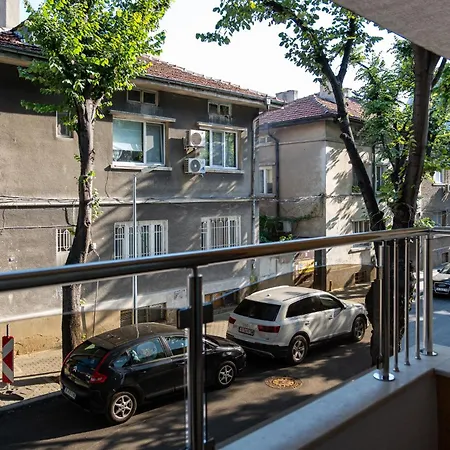 Perfect Near Sea Garden *