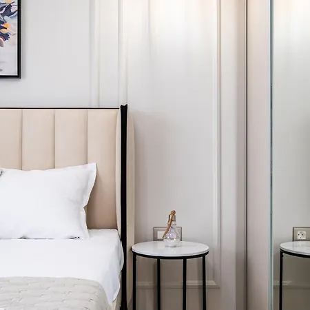 Perfect Near Sea Garden Апартаменты Варна