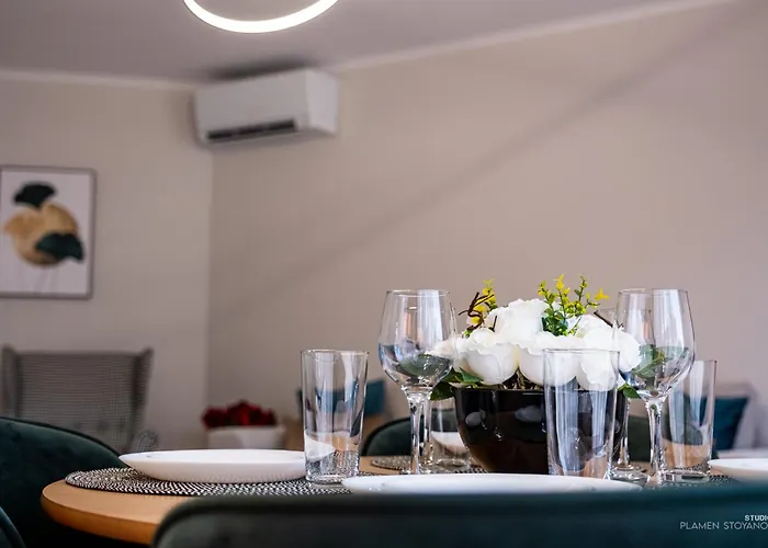 Perfect Near Sea Garden Apartamento Varna